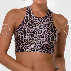 Onzie Peek-a-boo Racer Bra - Leopard
